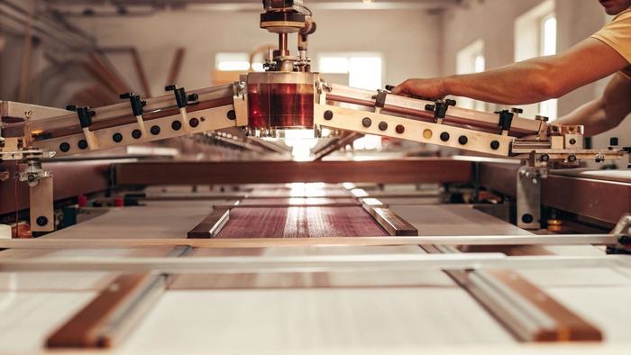 影响丝印机印刷质量的因素有哪些？如何优化（huà）操作流程？